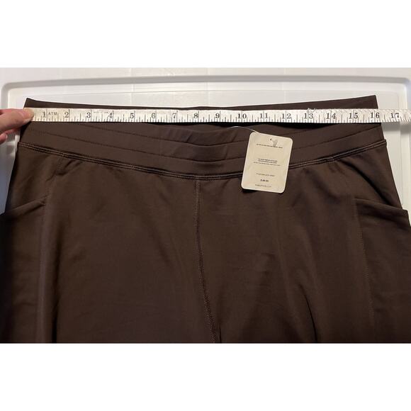 Fabletics Womens On-The-Go Cold Weather Jogger Brown High Rise Pant XL Short NWT - Picture 11 of 13